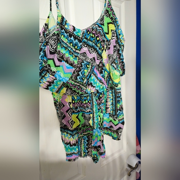 Romper - Picture 2 of 6